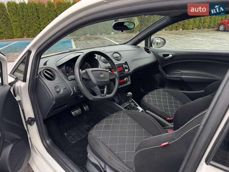 Хэтчбек SEAT Ibiza 2011 в Луцке фото 23 Хэтчбек SEAT Ibiza 2011 в Луцке