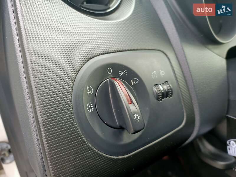 Хэтчбек SEAT Ibiza 2010 в Киеве фото 26 Хэтчбек SEAT Ibiza 2010 в Киеве