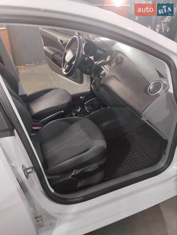 Хэтчбек SEAT Ibiza 2011 в Ровно фото 21 Хэтчбек SEAT Ibiza 2011 в Ровно