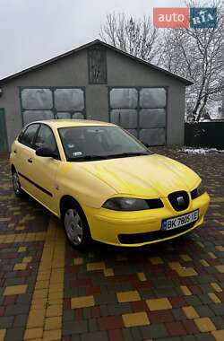 Хэтчбек SEAT Ibiza 2002 в Дубровице