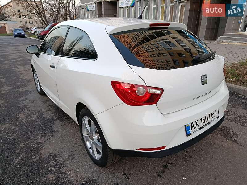 Хэтчбек SEAT Ibiza 2010 в Харькове