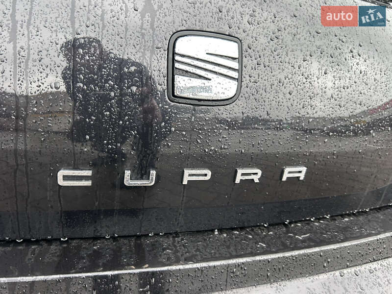 Хетчбек SEAT Ibiza 2011 в Павлограді