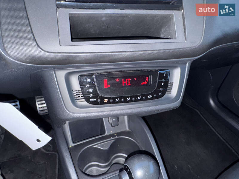 Хетчбек SEAT Ibiza 2011 в Луцьку