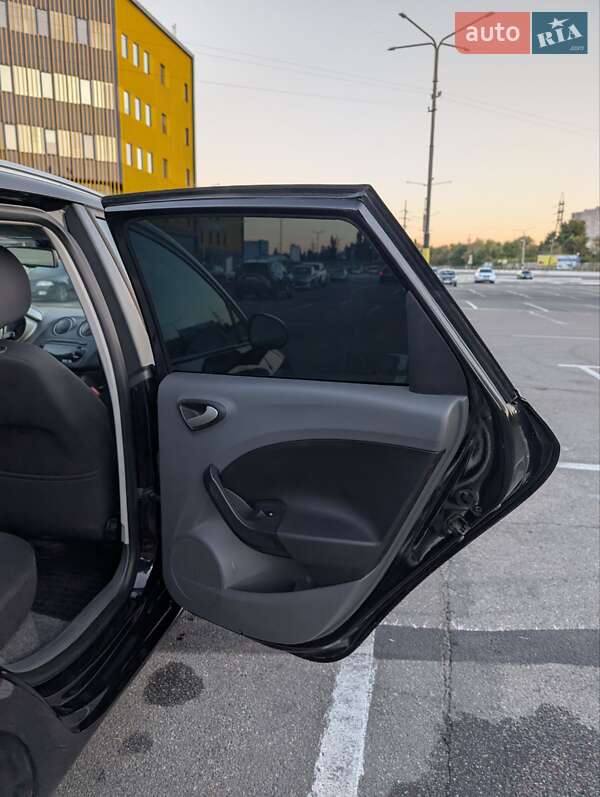 Універсал SEAT Ibiza 2012 в Києві фото 15 Універсал SEAT Ibiza 2012 в Києві