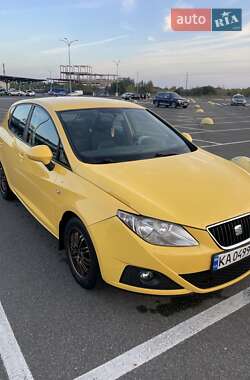Хэтчбек SEAT Ibiza 2011 в Киеве