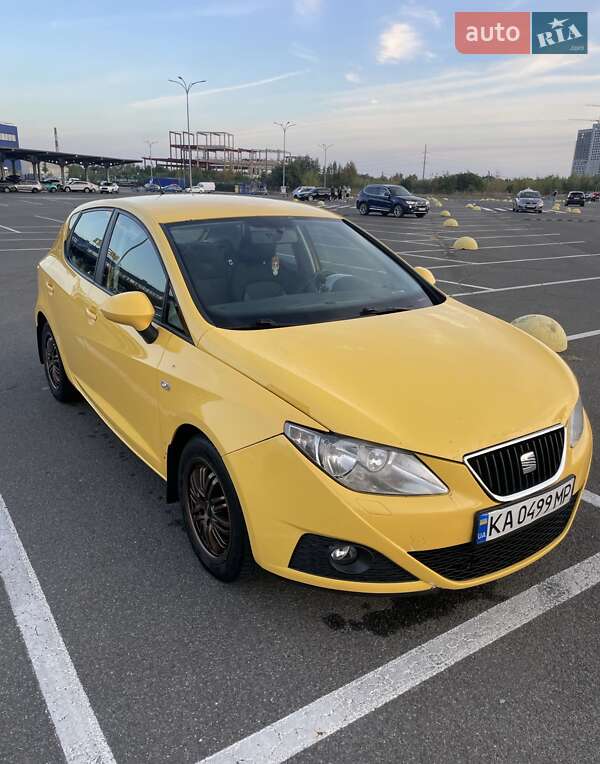 Хетчбек SEAT Ibiza 2011 в Києві
