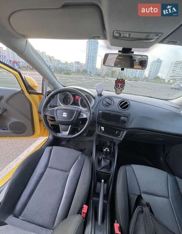 Хетчбек SEAT Ibiza 2011 в Києві
