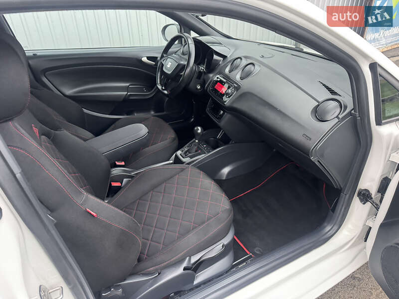 Хэтчбек SEAT Ibiza 2010 в Киеве фото 21 Хэтчбек SEAT Ibiza 2010 в Киеве