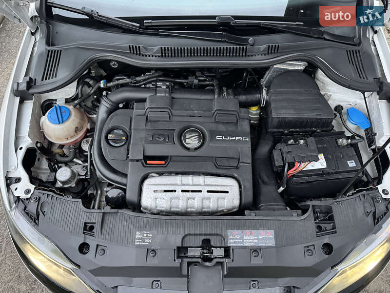 Хэтчбек SEAT Ibiza 2010 в Киеве фото 41 Хэтчбек SEAT Ibiza 2010 в Киеве