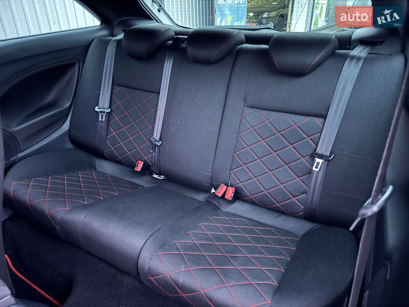 Хэтчбек SEAT Ibiza 2010 в Киеве фото 48 Хэтчбек SEAT Ibiza 2010 в Киеве