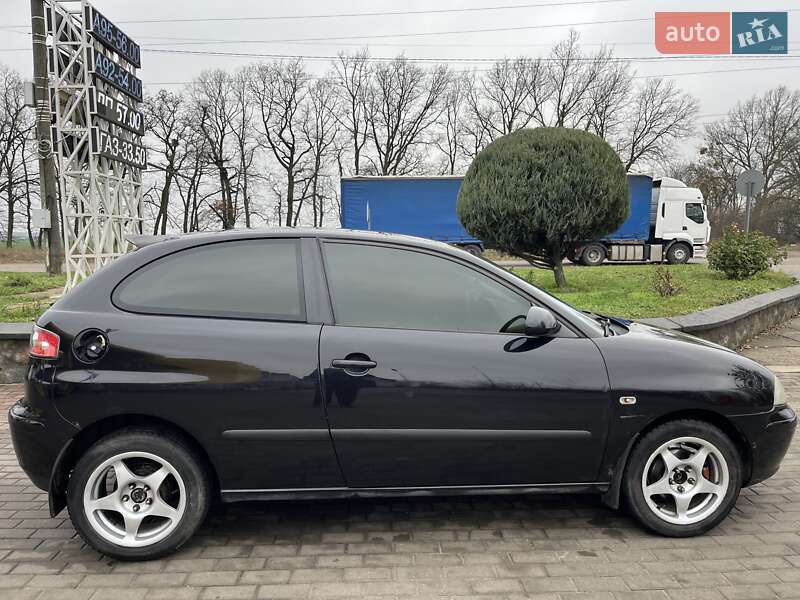 Хэтчбек SEAT Ibiza 2004 в Смеле фото 16 Хэтчбек SEAT Ibiza 2004 в Смеле