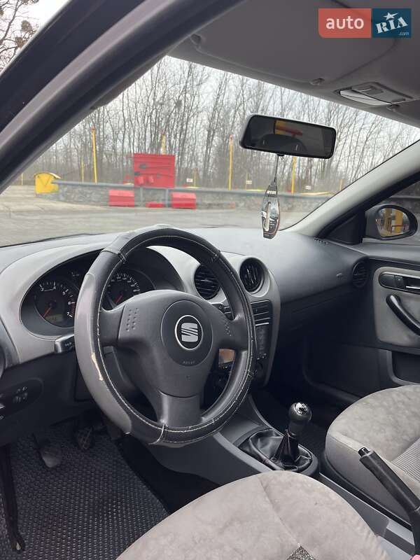 Хэтчбек SEAT Ibiza 2004 в Смеле фото 21 Хэтчбек SEAT Ibiza 2004 в Смеле