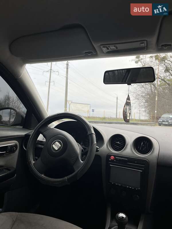Хэтчбек SEAT Ibiza 2004 в Смеле фото 27 Хэтчбек SEAT Ibiza 2004 в Смеле
