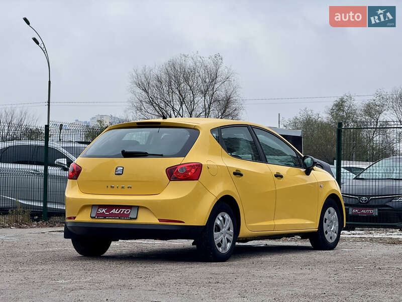 Хетчбек SEAT Ibiza 2011 в Києві