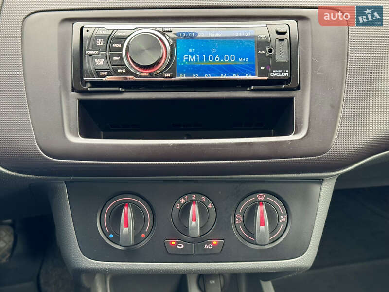 Хетчбек SEAT Ibiza 2011 в Києві