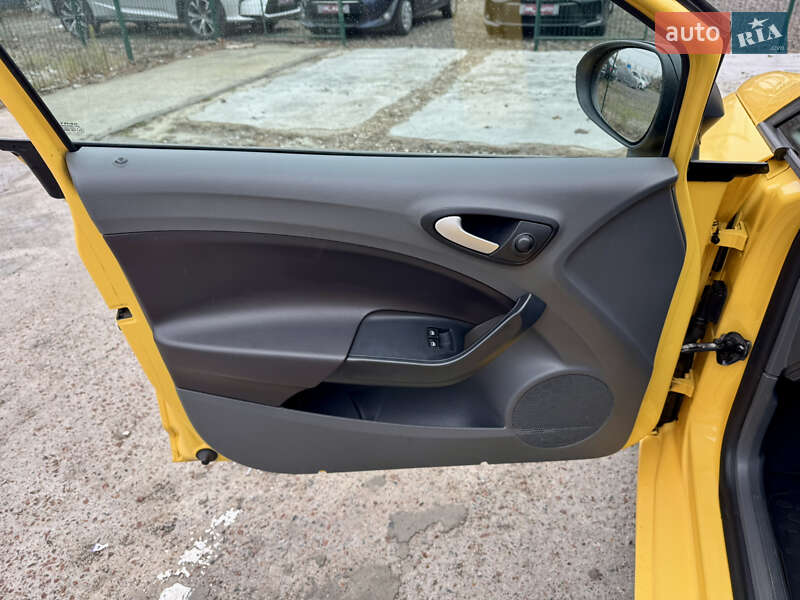 Хетчбек SEAT Ibiza 2011 в Києві