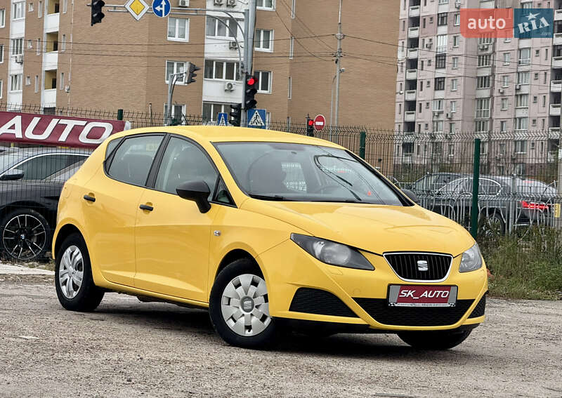 Хетчбек SEAT Ibiza 2011 в Києві