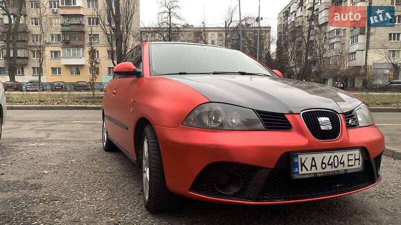Хэтчбек SEAT Ibiza 2006 в Киеве