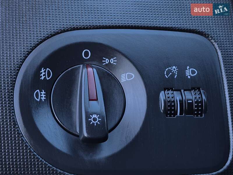 Универсал SEAT Ibiza 2011 в Львове фото 20 Универсал SEAT Ibiza 2011 в Львове