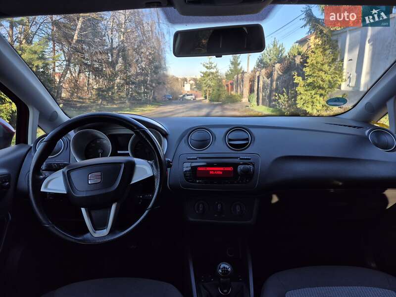 Универсал SEAT Ibiza 2011 в Львове фото 16 Универсал SEAT Ibiza 2011 в Львове