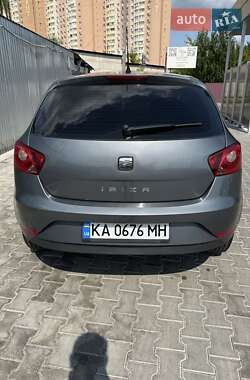Хетчбек SEAT Ibiza 2013 в Софіївській Борщагівці