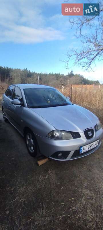 Хэтчбек SEAT Ibiza 2008 в Сарнах фото 3 Хэтчбек SEAT Ibiza 2008 в Сарнах