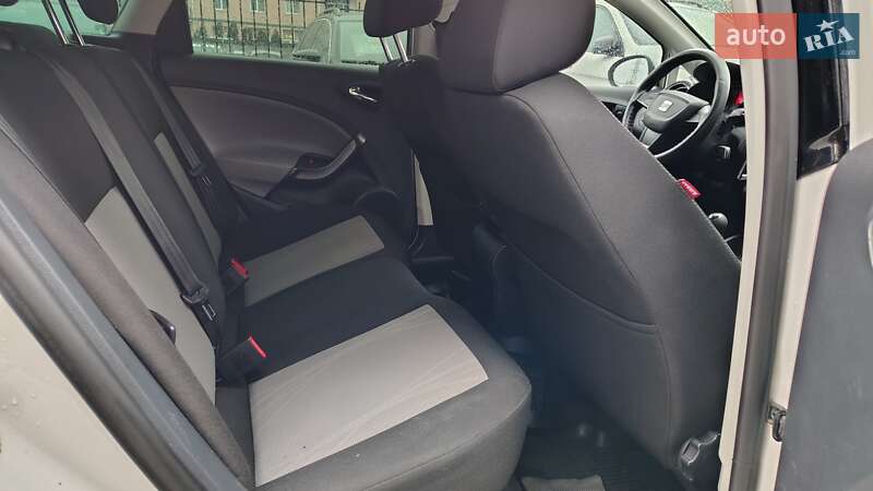 Универсал SEAT Ibiza 2012 в Киеве