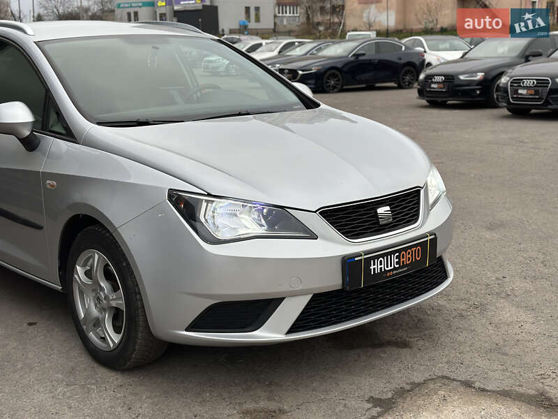Хэтчбек SEAT Ibiza 2013 в Шептицькому