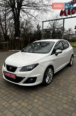 Хэтчбек SEAT Ibiza 2010 в Луцке