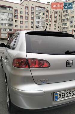 Хетчбек SEAT Ibiza 2003 в Вінниці