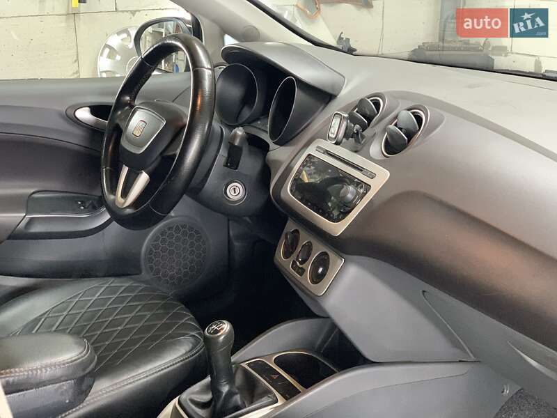 Универсал SEAT Ibiza 2011 в Сваляве фото 22 Универсал SEAT Ibiza 2011 в Сваляве