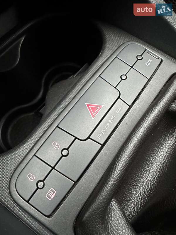 Хэтчбек SEAT Ibiza 2008 в Белогородке фото 36 Хэтчбек SEAT Ibiza 2008 в Белогородке