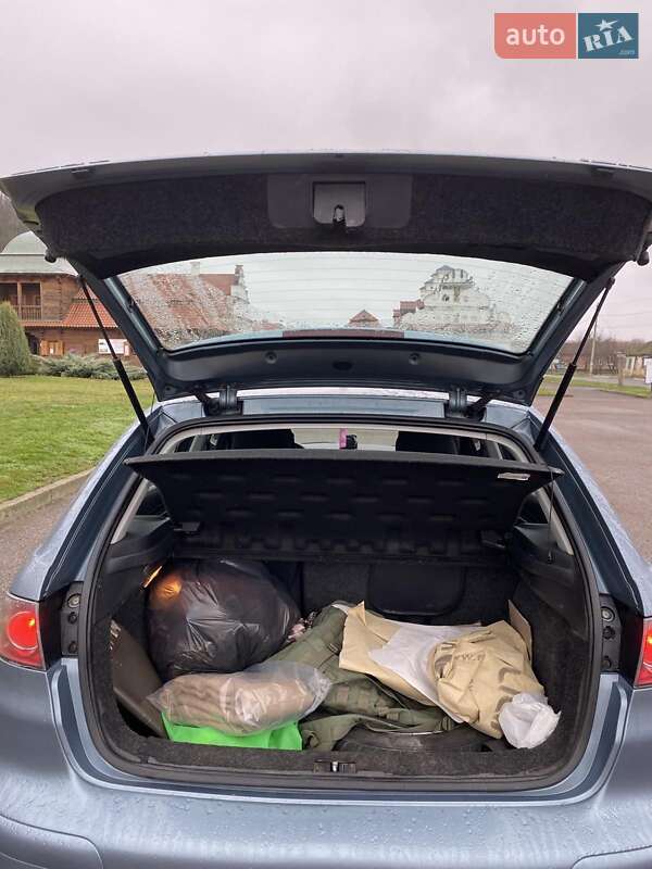 Хетчбек SEAT Ibiza 2006 в Чигирину