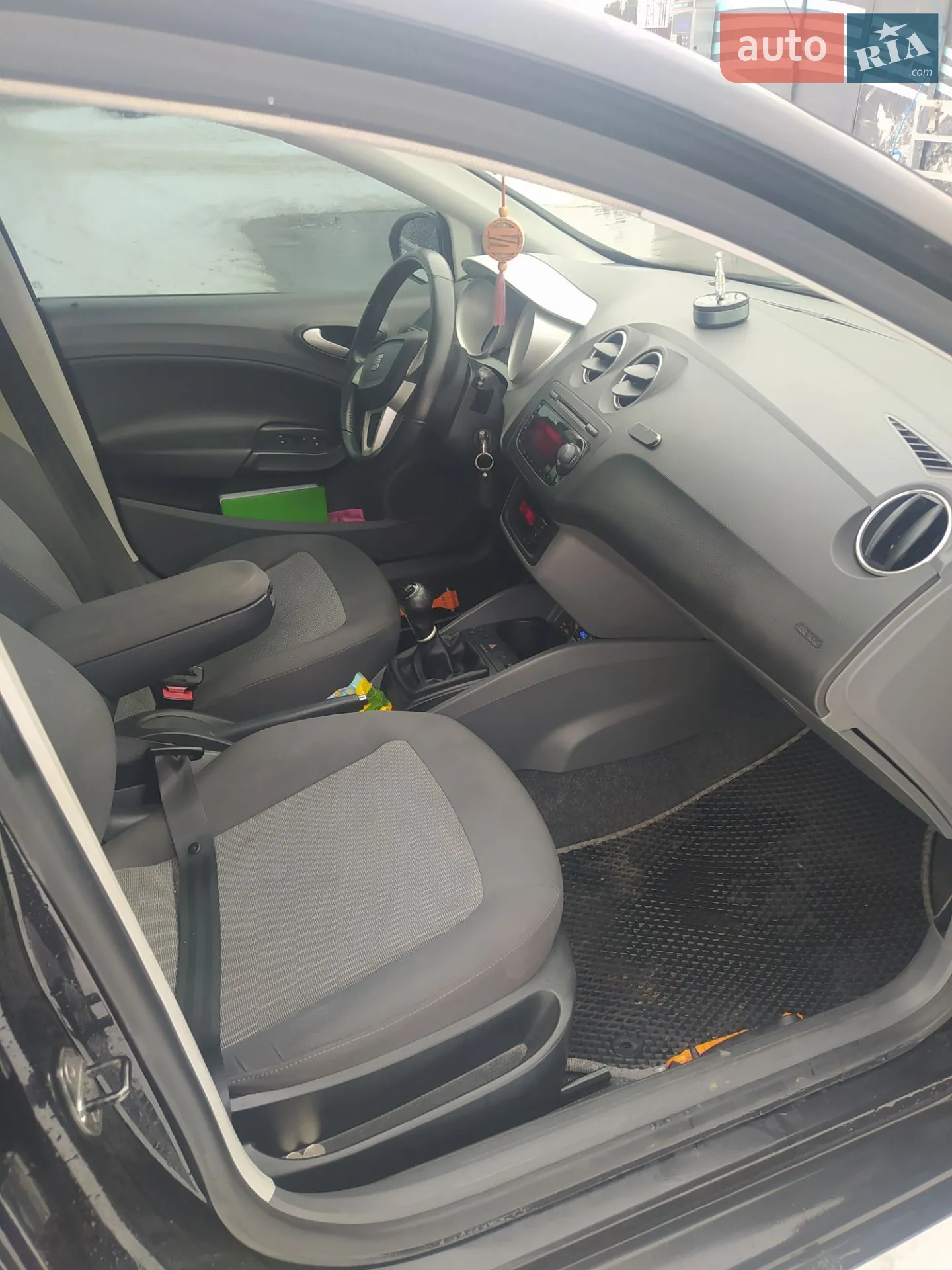 2011 SEAT Ibiza - мініатюра 11