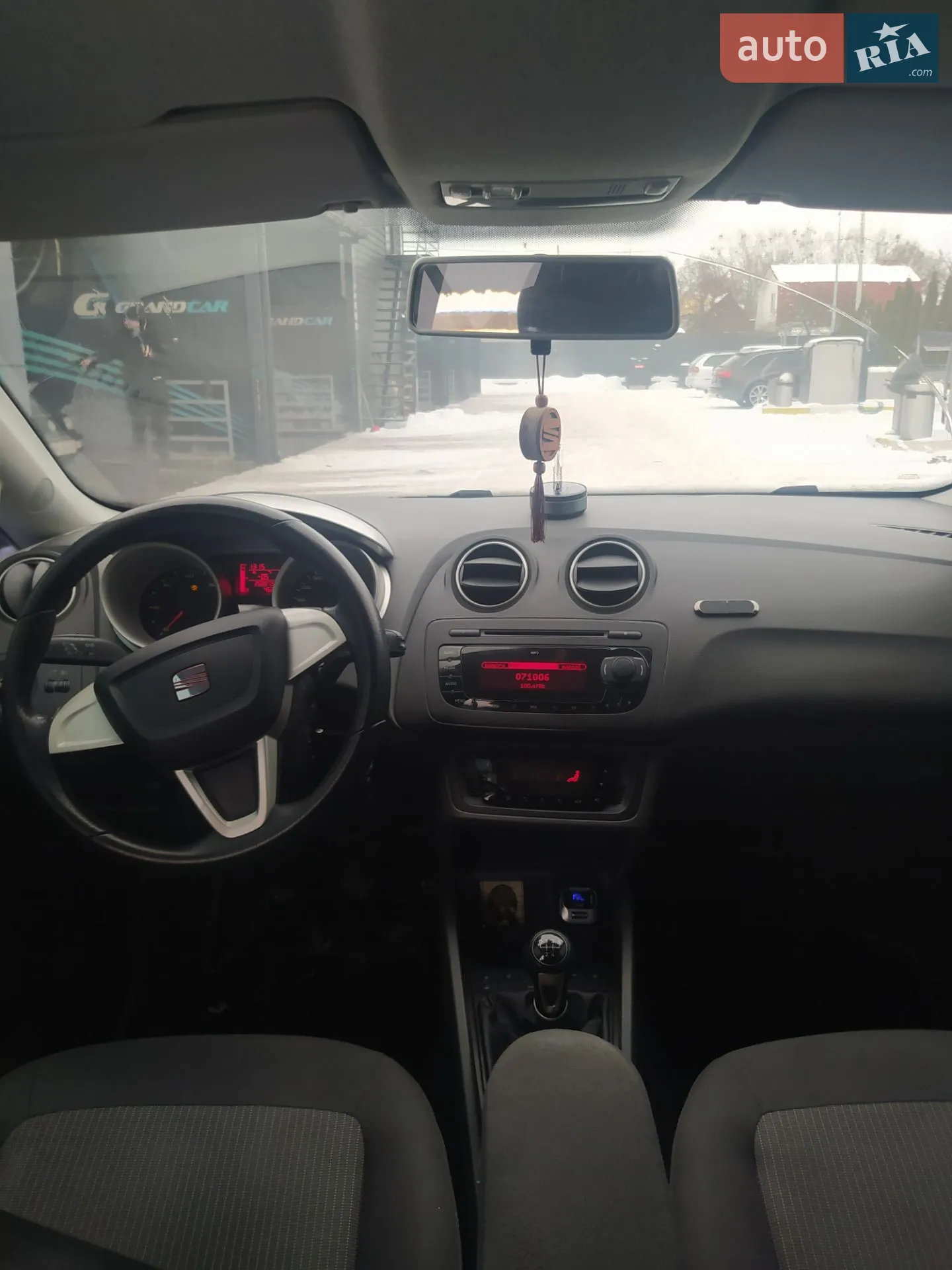 2011 SEAT Ibiza - мініатюра 15