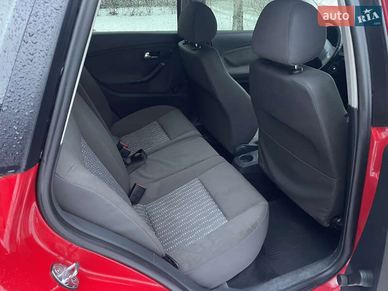 Хетчбек SEAT Ibiza 2005 в Харкові