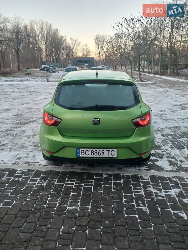 Хэтчбек SEAT Ibiza 2013 в Дрогобыче