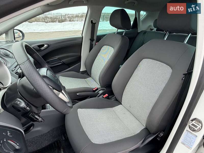 Хэтчбек SEAT Ibiza 2008 в Ровно