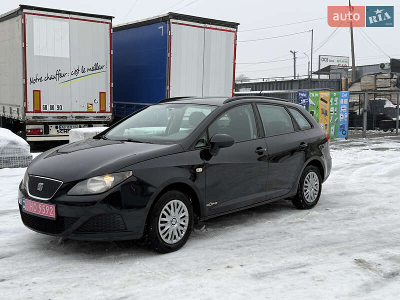 SEAT Ibiza 2011 SEAT Ibiza 2011