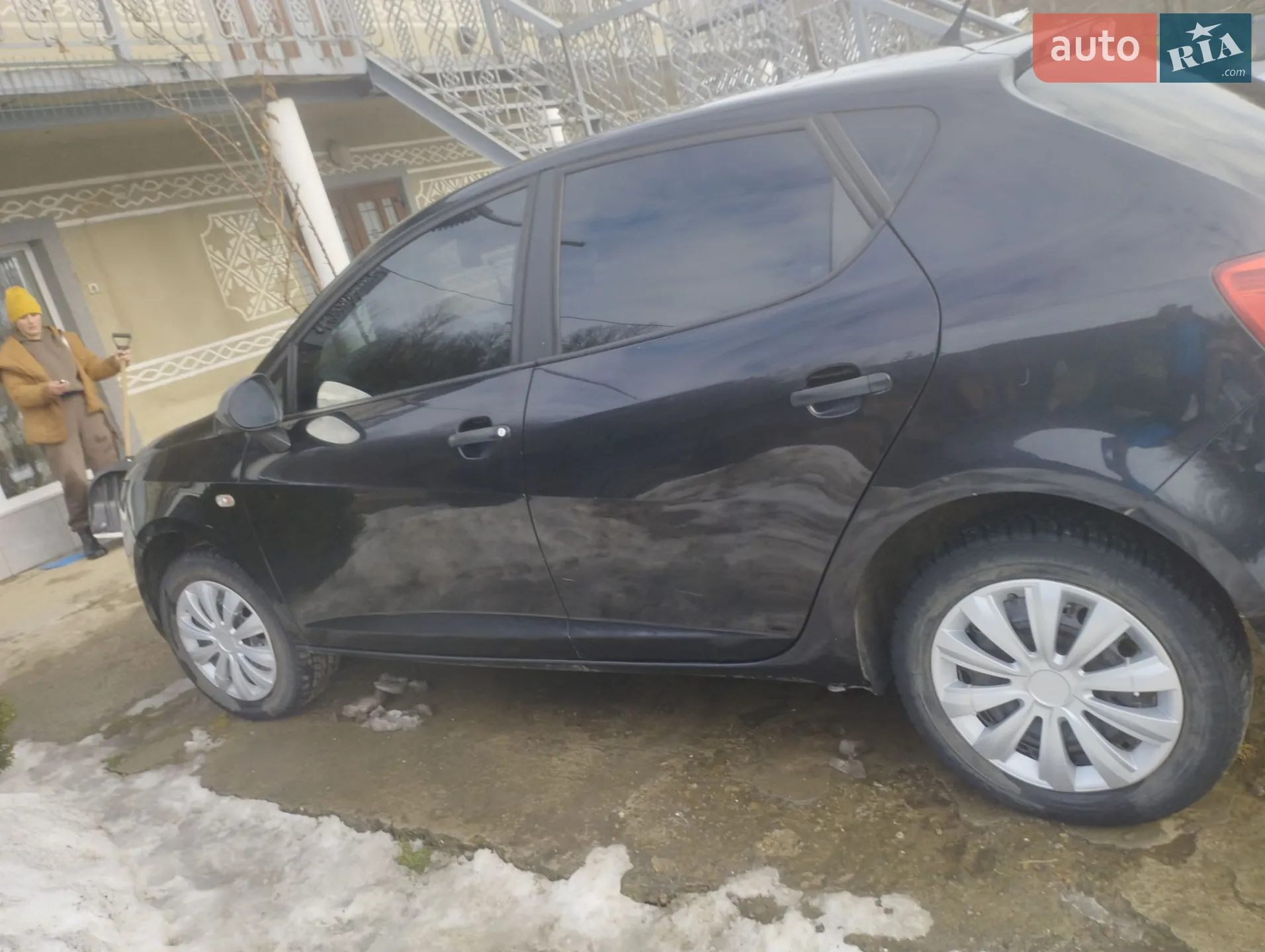 2011 SEAT Ibiza - мініатюра 4