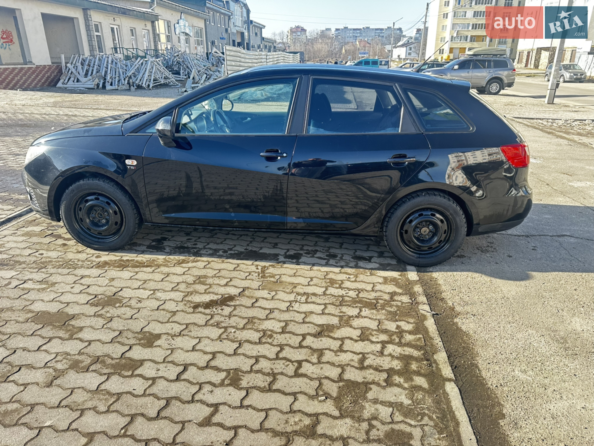 2011 SEAT Ibiza - мініатюра 10
