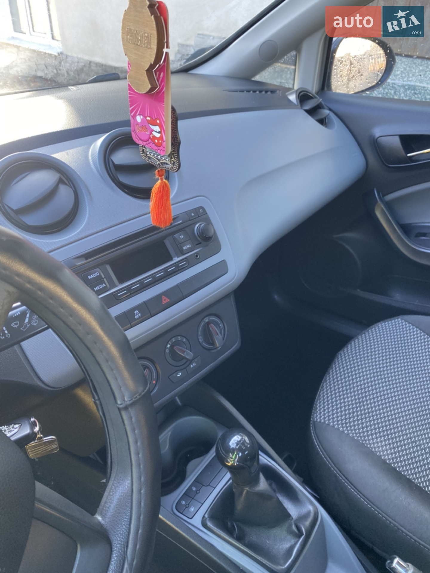 2015 SEAT Ibiza - мініатюра 11