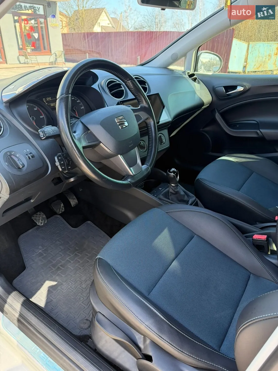 2015 SEAT Ibiza - мініатюра 4