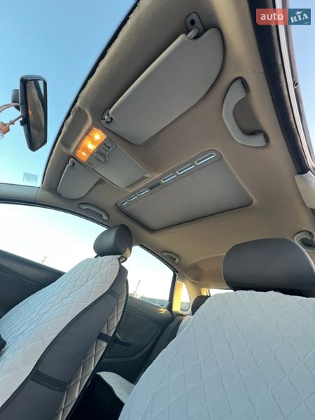 Хэтчбек SEAT Ibiza 2005 в Львове