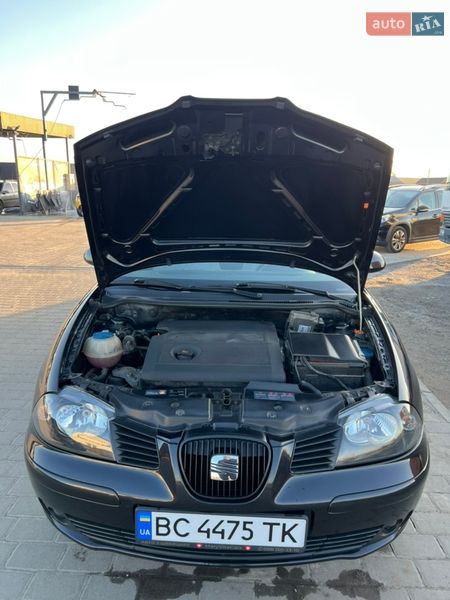 Хэтчбек SEAT Ibiza 2005 в Львове