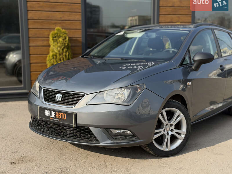 Хэтчбек SEAT Ibiza 2013 в Шептицькому