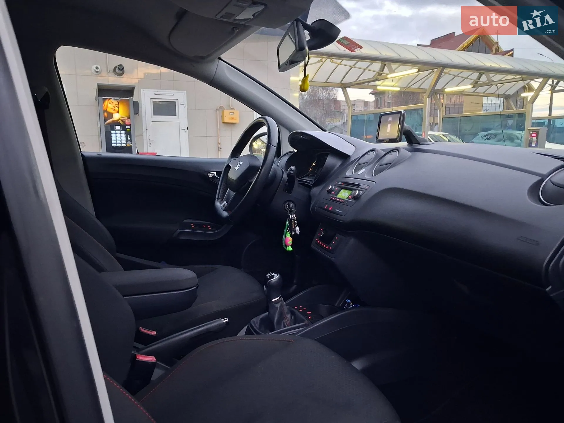2014 SEAT Ibiza - мініатюра 6