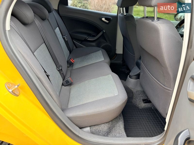 Хетчбек SEAT Ibiza 2010 в Стрию