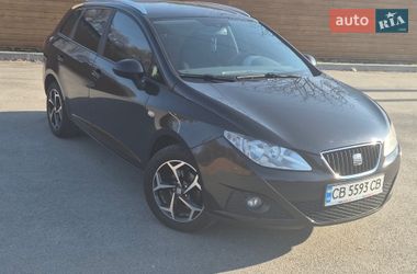 Хетчбек SEAT Ibiza 2011 в Чернігові
