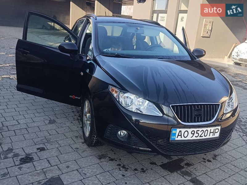 Універсал SEAT Ibiza 2011 в Ужгороді